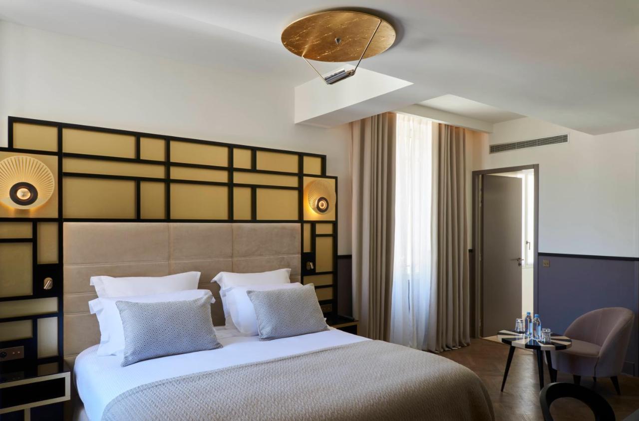 Les Roches Blanches Hotel